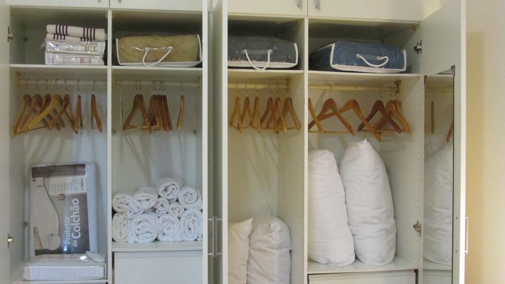 Lindo Apto No Barrabela, Todo Equipado, Com Arcondicionados Split Novos No Quarto E Na Sala, Limpissimo, Cheiroso, Novinho, Condominio Em Frente A Praia, Com Piscina Aquecida, Sauna, Quadra, Academia, Lavanderia, Salao De Beleza, Restaurantes, Mercad Rio de Janeiro Chambre photo